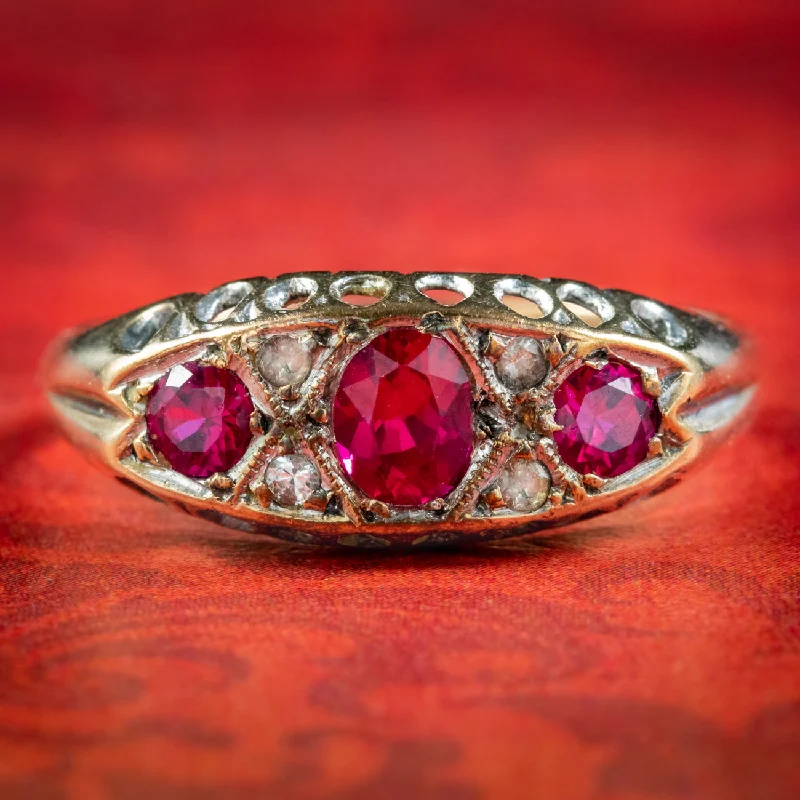 Cluster gem rings-Vintage Ruby Diamond Ring 0.86ct Of Ruby Dated 1960