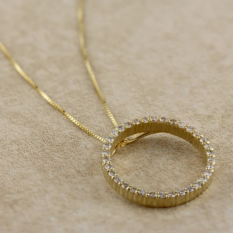 Regal diamond necklaces-Auriya 14K Yellow Gold Diamond Circle Pendant Necklace