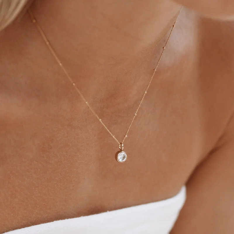 Dainty gem necklaces-Birthstone Necklace