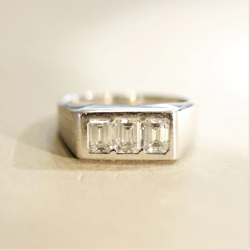 Quartz inlay rings-Diamond 3-Stone Emerald-Cut Gold Ring