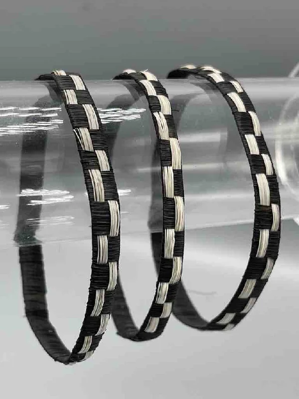 Sleek design bangles-Black & White Horsehair Flat Bangle - Chile