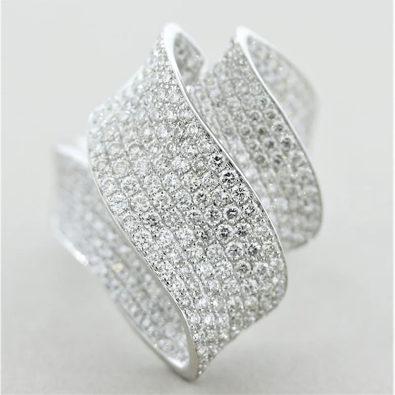 Ripple style rings-Diamond Gold Ribbon Ring